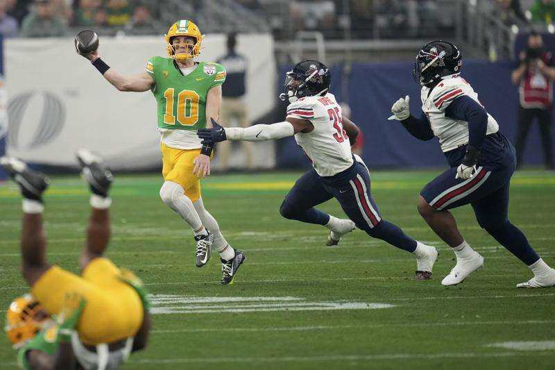 Oregon's Bo Nix ends 5-year college odyssey as one of most productive QBs  in NCAA history
