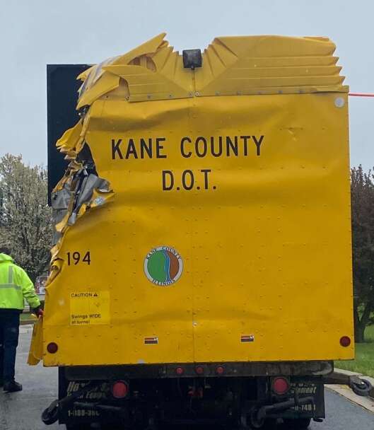 Crash cushion on KDOT dump truck does its job in Carpentersville