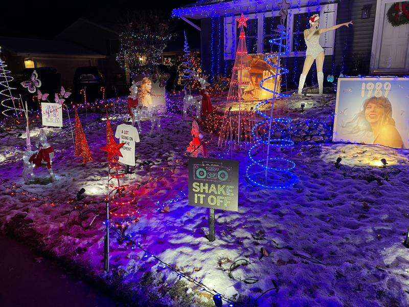 Swifties' are being drawn to this nearby Taylor Swift Holiday Light Show, Herald Community Newspapers