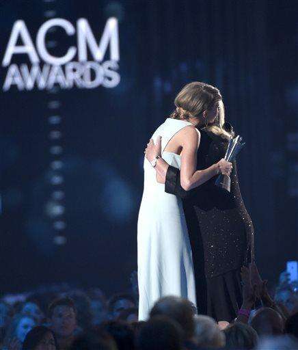 ACM Awards: Miranda Lambert, Luke Bryan, Taylor Swift shine