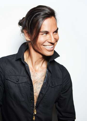 Julio Iglesias Jr. to deliver lifetimes — his and his father's — of cool, classic tunes at the Des Plaines Theatre