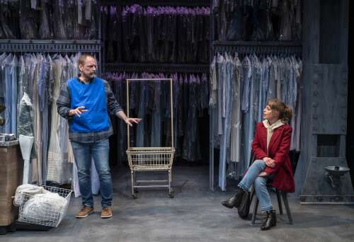 Two bruised, lonely people find love in poignant 'Brooklyn Laundry' - Vimarsana News