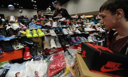 Nike store schaumburg online