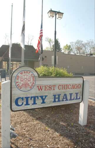 West Chicago seeks new city hall, downtown development - Vimarsana News