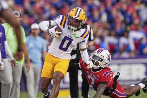 Bears feed need for speed by drafting LSU receiver Zavion Thomas in third  round