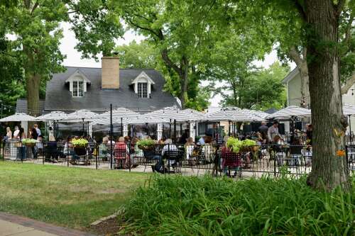 Enjoy outdoor dining before summer is gone at these suburban eateries
