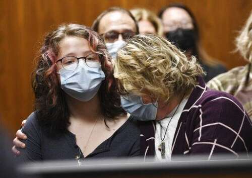 Michigan teen pleads guilty to killing 4 in school shooting