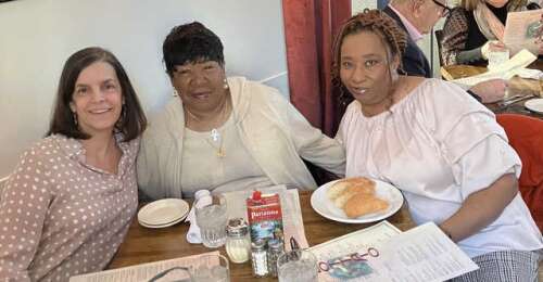 Lake County Haven employees celebrate 25 years of helping homeless - Vimarsana News