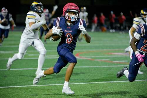 West Aurora basketball star Brown catches Leyden off guard to ‘finish it out’