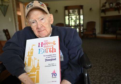 Lou Perry of Elgin would tell his daughter that he took so many pictures on their vacations because he wanted to remember what things looked like. Now, nearly seven decades after his first visit to Di...