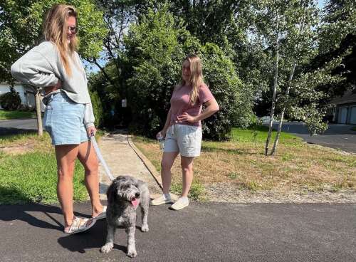 ‘It's a shame': Deer Park residents at odds over now-forbidden path to park