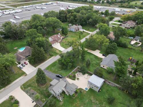 Development of Experior Logistics' trucking headquarters in southwest Schaumburg delayed