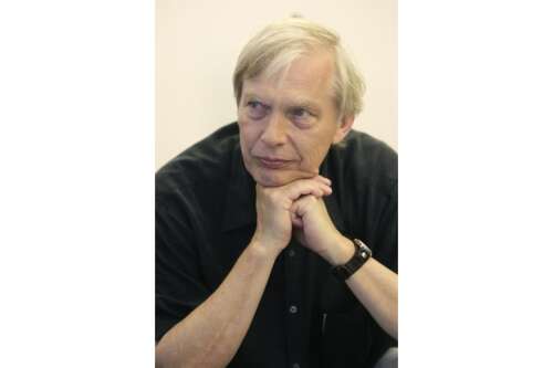 Longtime NPR host Edwards dies at 76