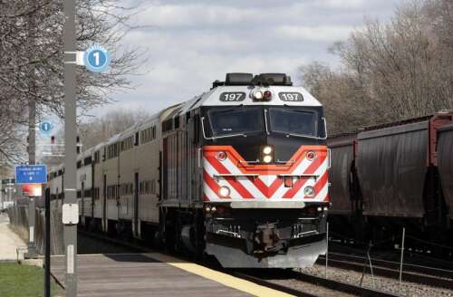 Family sues Metra after snowplow operator killed by freight train in ...
