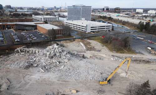 Once towering Rolling Meadows office building reduced to rubble - Vimarsana News