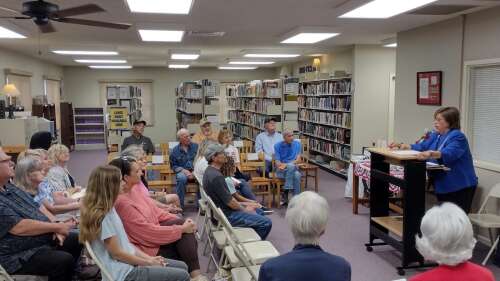 NSDAR honors Vietnam vets at Harrisburg Library