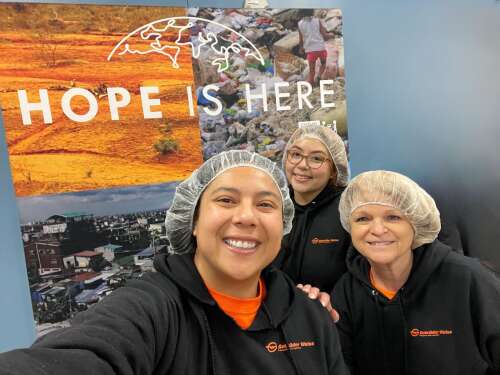 Gebrüder Weiss provides hundreds of donated meals for the 2023 holiday season - Vimarsana News