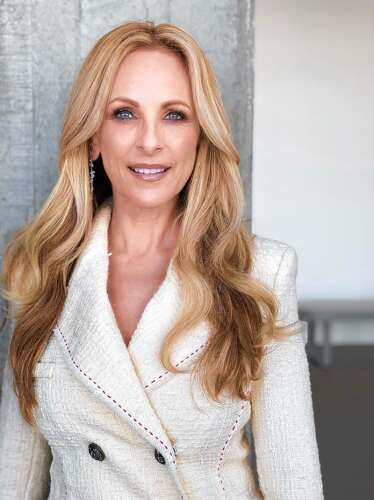 Illinois Libraries Present to host Oscar winner advocate Marlee Matlin