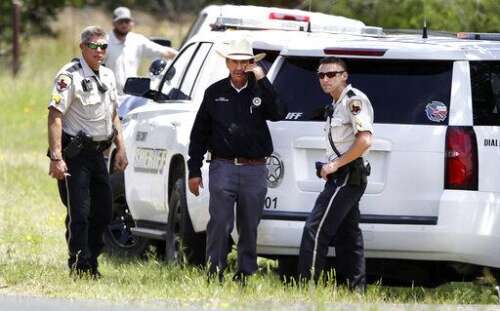 Officials say 6 people died in Texas small plane crash