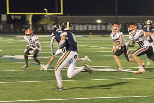 Travis sets the tone as Hersey rolls past Neuqua Valley
