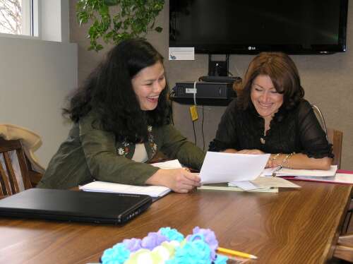 Literacy Volunteers Fox Valley needs volunteers to help over 50 adults learn English - Vimarsana News