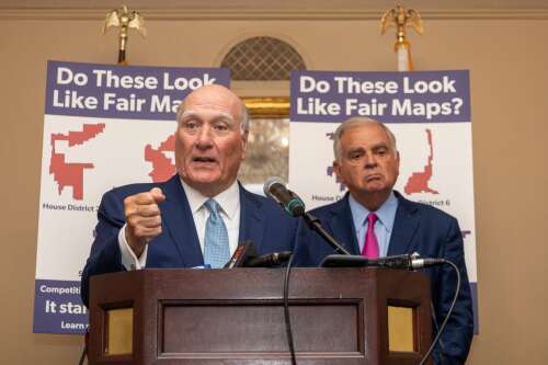 Election lawyers, Obama alumni renew Illinois redistricting reform push