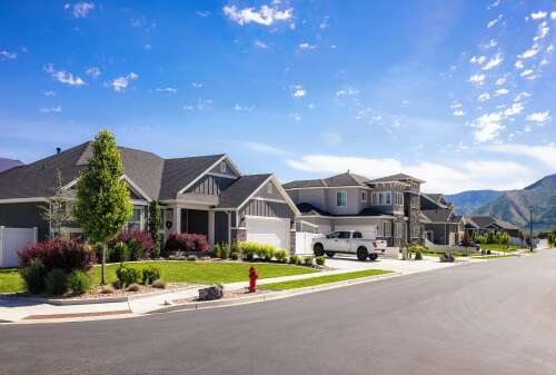 Should I purchase a home in a master-planned community? - Vimarsana News