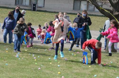 Join hunt for 4,000 Easter eggs at Aurora church April 4