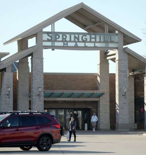 2023 likely to be Spring Hill Mall s last holiday