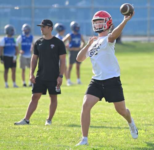 High school football 2026: Scouting Maine South, Maine East, Maine West, St. Viator and Leyden