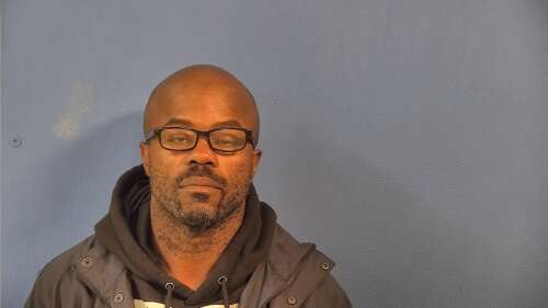 Man gets 22 years in robbery of gambling cafe
