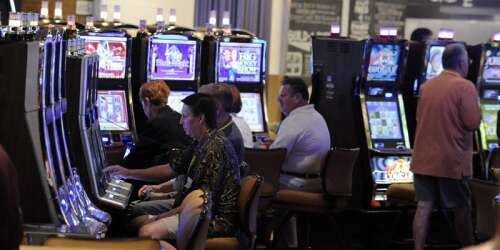 How Illinois generated  billion in tax revenue from gamblers in the last fiscal year