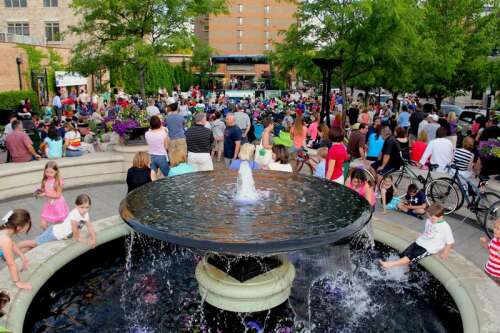 'It's become Mardi Gras': Big Friday crowds leads Arlington Heights to limit summer concerts to Thursdays - Vimarsana News