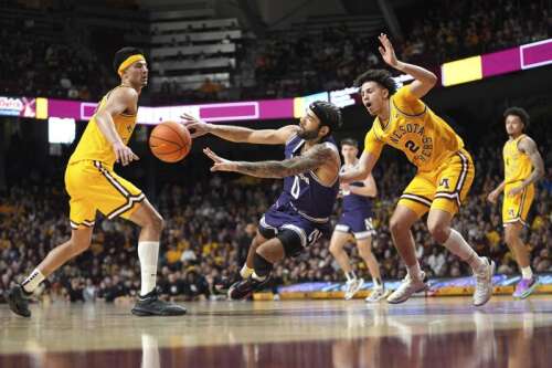 Garcia sparks Minnesota in OT, Gophers rally to beat Northwestern 75-66 - Vimarsana News