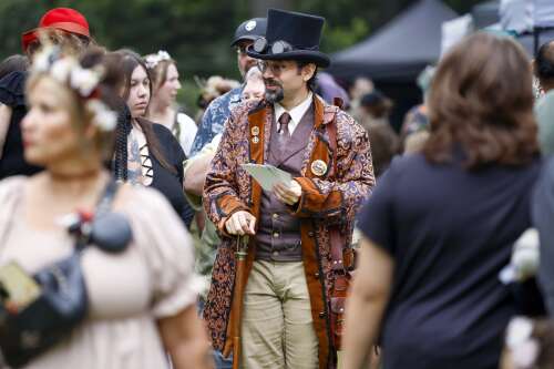 Fox Valley Steampunk Festival debuts at trolley museum with Victorian-era fantasy fun