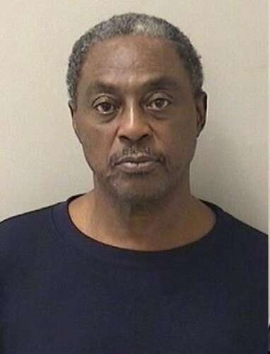 Elgin man faces murder charges in stabbing death