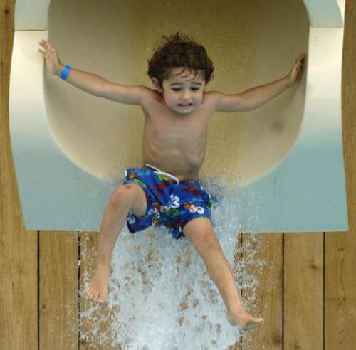 Revamped Roselle pool is a splash
