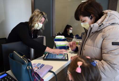Masking returns to area hospitals, health centers with rise in COVID-19 and other viruses, but requirements not universal - Vimarsana News