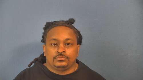 Authorities: Man had loaded gun in car at Topgolf in Naperville