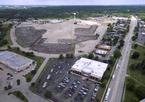 Now that Spring Hill Mall is gone, West Dundee revving up effort to redevelop site