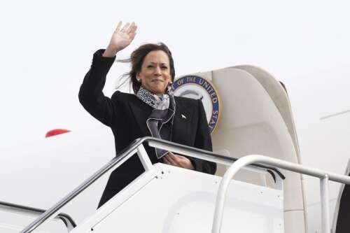 Harris and Trump make final pitches to voters