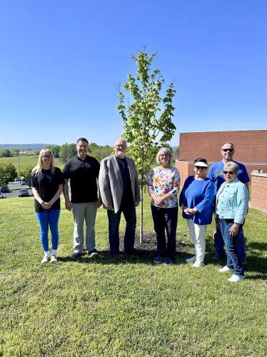 SIC celebrates Arbor Day with Eldorado Garden Study Club - Vimarsana News