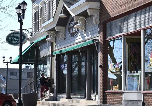 New restaurant to get $400,000 boost from Mundelein - Vimarsana News