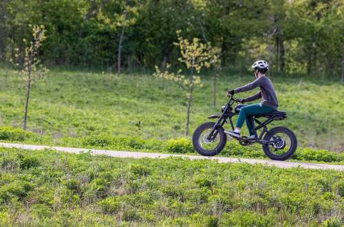 Why you may see larger, faster e-bikes on suburban forest preserve trails - Vimarsana News