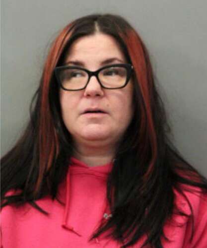 Des Plaines woman accused of stealing more than $84,000 from employer - Vimarsana News