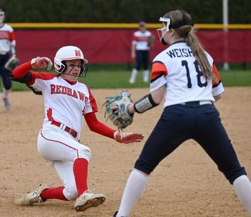 Softball: Naperville Central falls behind early, rallies to rout rival Naperville North - Vimarsana News