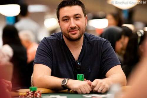Man from Schaumburg among the last three at the main event table of the World Series of Poker