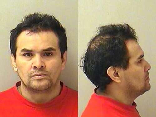 Aurora man pleads guilty to sexually assaulting a child