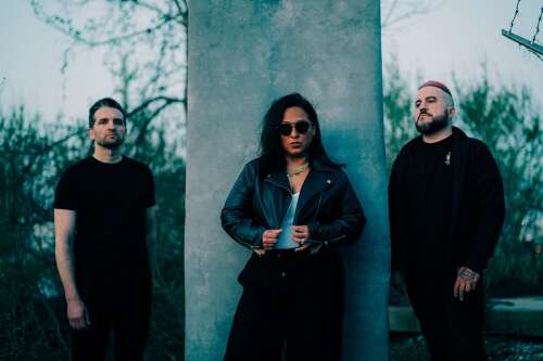 ‘Chasing connection': West suburban band flowersatherfeet takes the stage Friday at Milwaukee's Summerfest