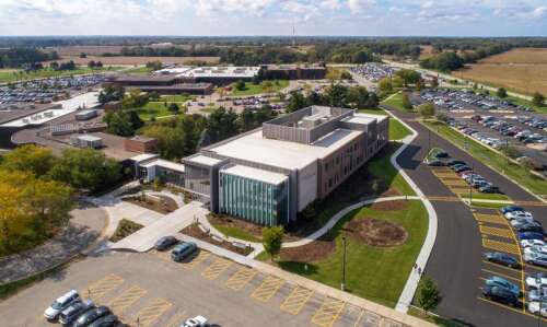 Illinois community colleges receive federal grant to expand access to workforce training for in-demand industries - Vimarsana News